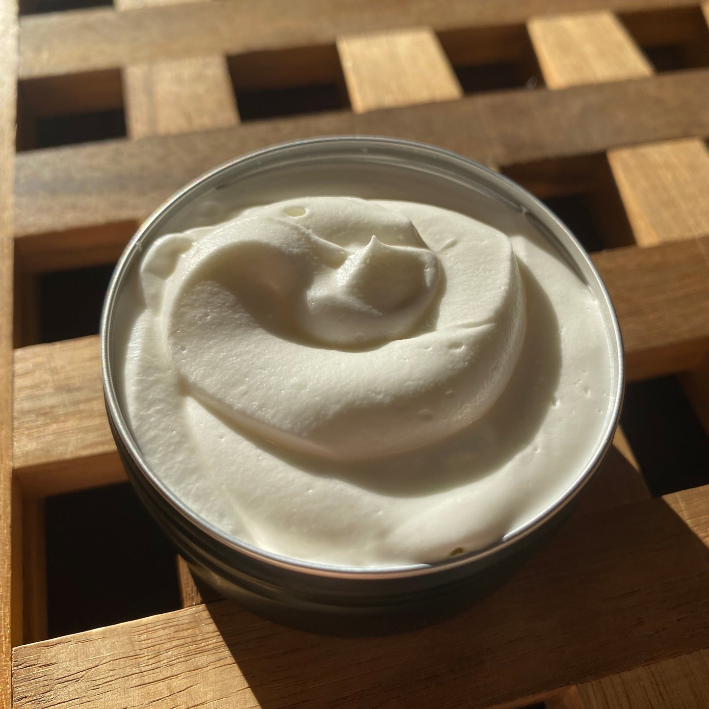 Bodybutter met etherische olie van pepermunt en eucalyptus