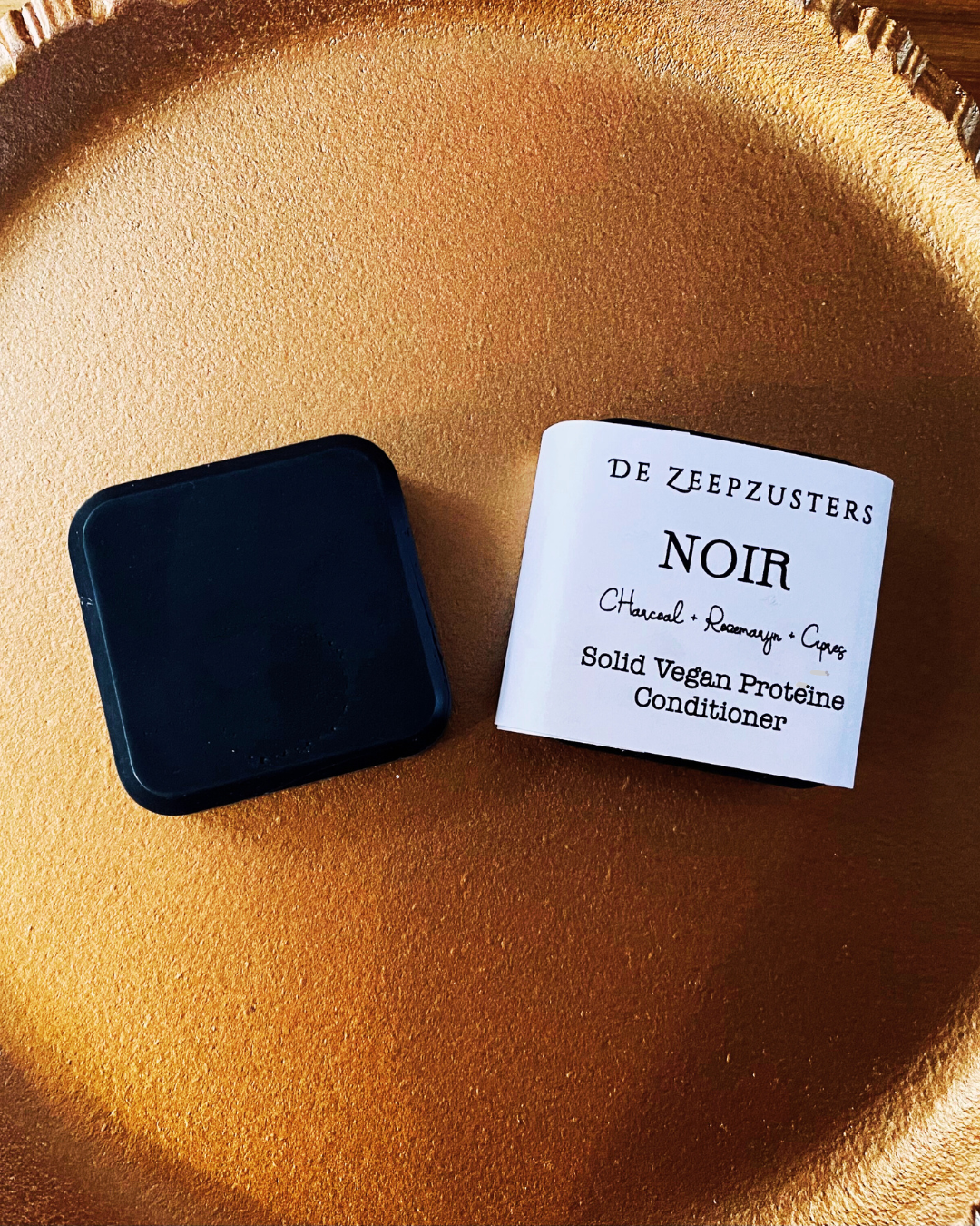 Noir-Solid  voedende conditioner- Rozemarijn/ Cipres/ Actieve houtskool